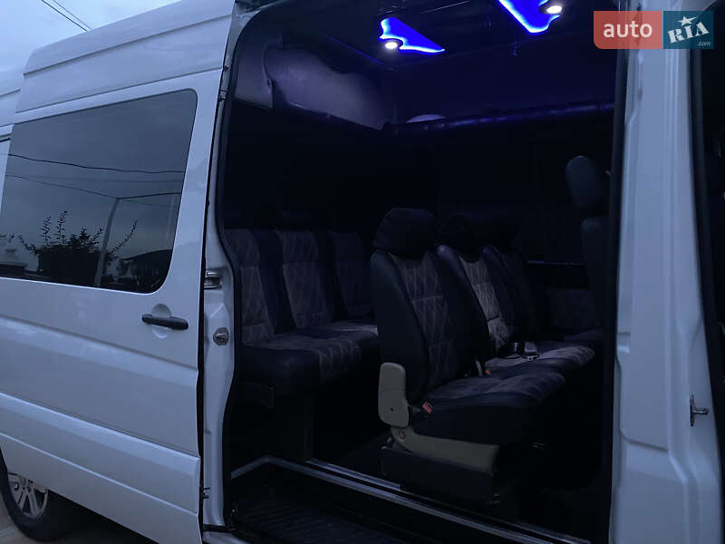 Мікроавтобус Mercedes-Benz Sprinter 2010 в Чернівцях