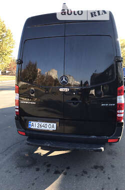 Вантажний фургон Mercedes-Benz Sprinter 2016 в Києві