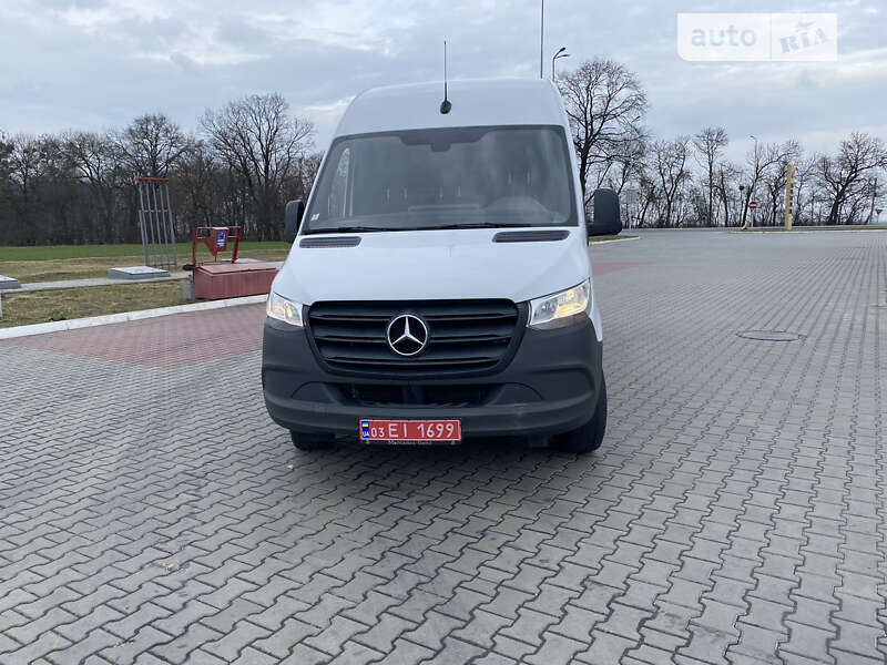 Грузовой фургон Mercedes-Benz Sprinter 2021 в Луцке