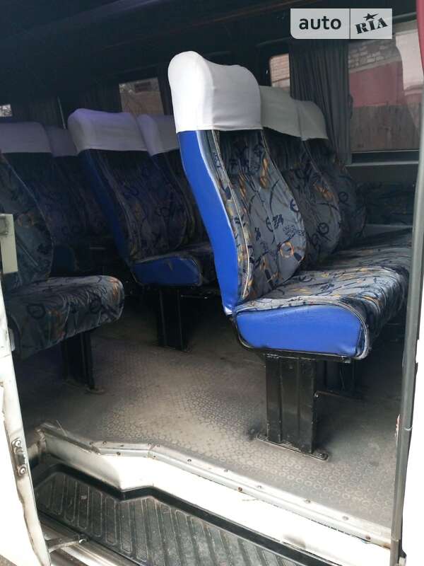 Мікроавтобус Mercedes-Benz Sprinter 2002 в Дніпрі