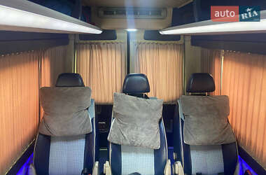 Микроавтобус Mercedes-Benz Sprinter 2010 в 