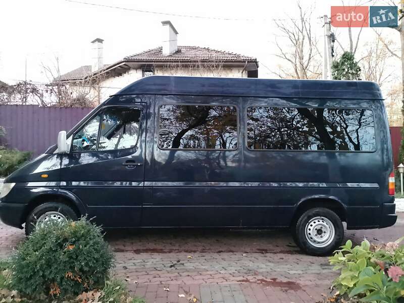 Мікроавтобус Mercedes-Benz Sprinter 2000 в Бучі