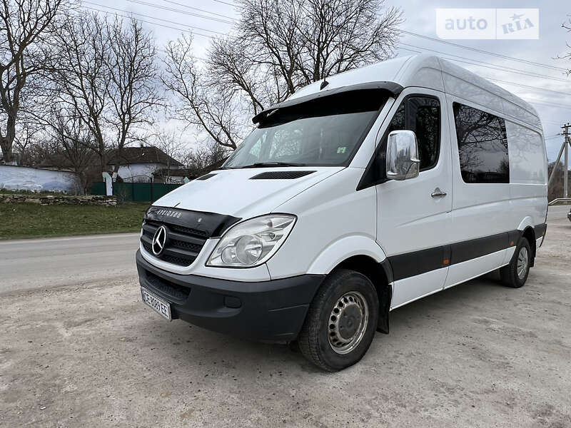 Грузопассажирский фургон Mercedes-Benz Sprinter 2008 в Новоднестровске