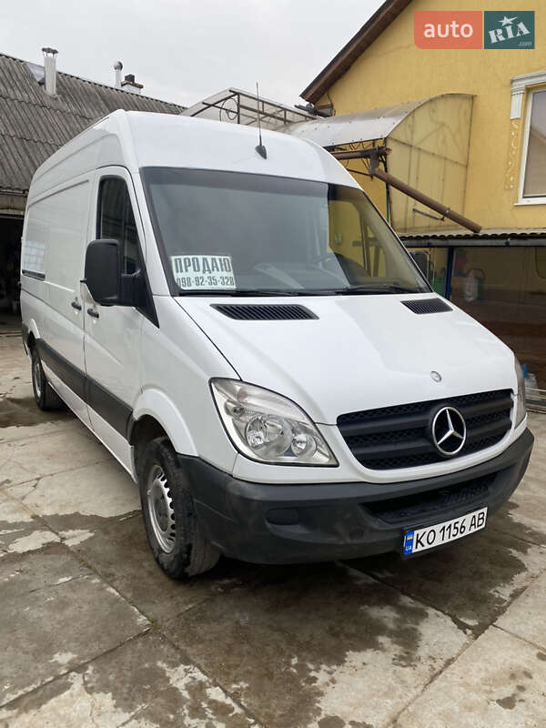 Mercedes-Benz Sprinter 2012