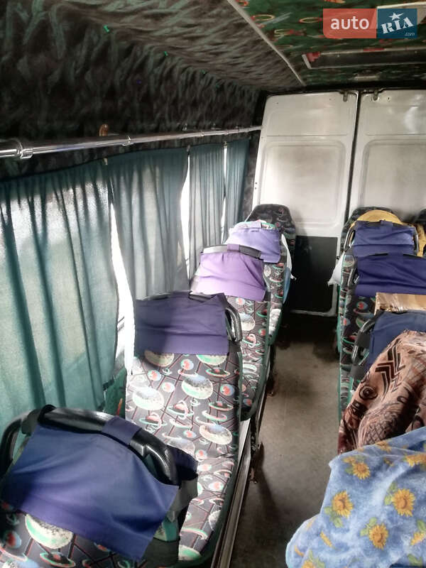 Пригородный автобус Mercedes-Benz Sprinter 1999 в Белой Церкви