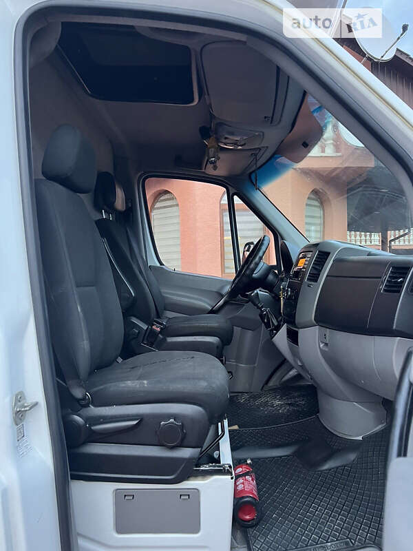 Тентований Mercedes-Benz Sprinter 2017 в Ужгороді фото 11 Тентований Mercedes-Benz Sprinter 2017 в Ужгороді