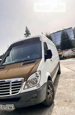 Грузовой фургон Mercedes-Benz Sprinter 2010 в Тячеве