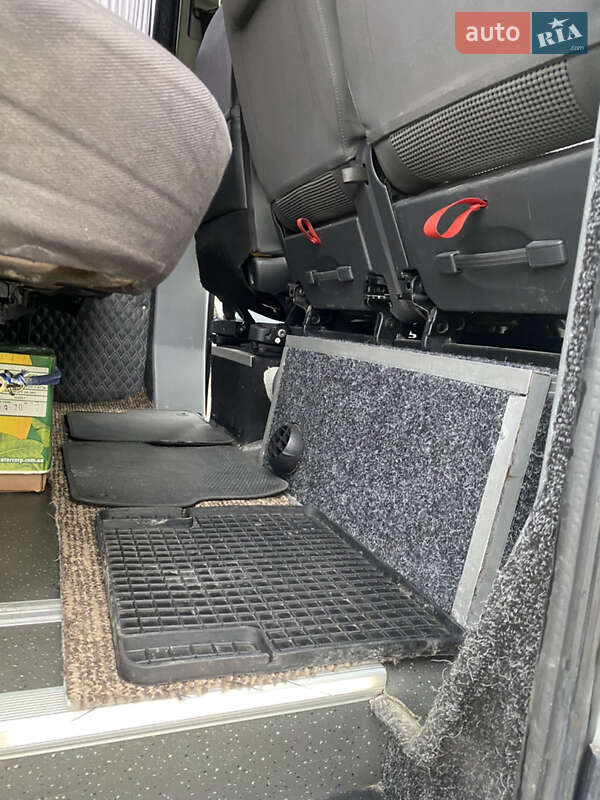 Мікроавтобус Mercedes-Benz Sprinter 2006 в Стрию