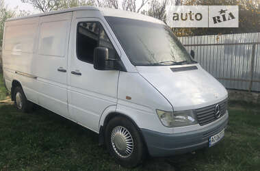 Грузовой фургон Mercedes-Benz Sprinter 1998 в Ужгороде