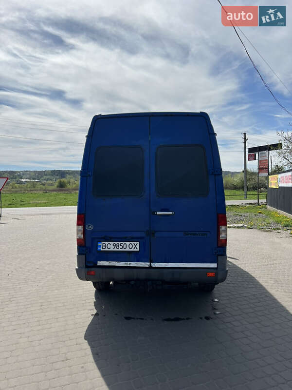 Мікроавтобус Mercedes-Benz Sprinter 2000 в Львові