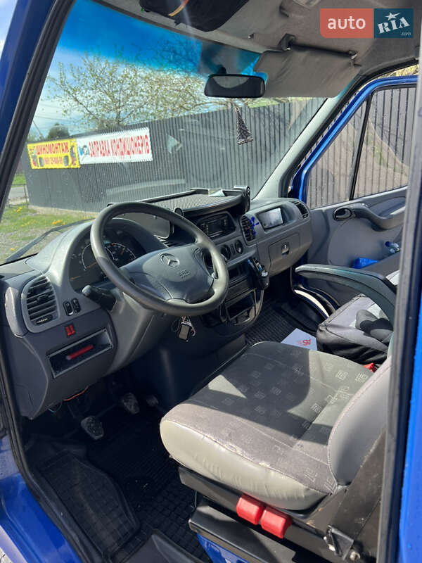 Мікроавтобус Mercedes-Benz Sprinter 2000 в Львові