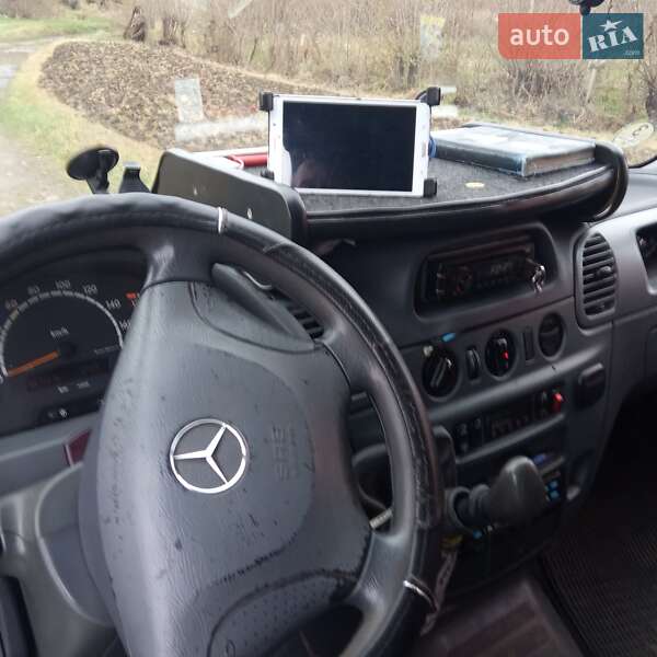 Микроавтобус Mercedes-Benz Sprinter 2001 в Рожнятове