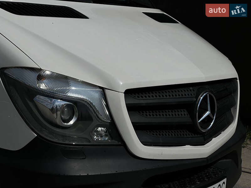 Автовоз Mercedes-Benz Sprinter 2016 в Львові