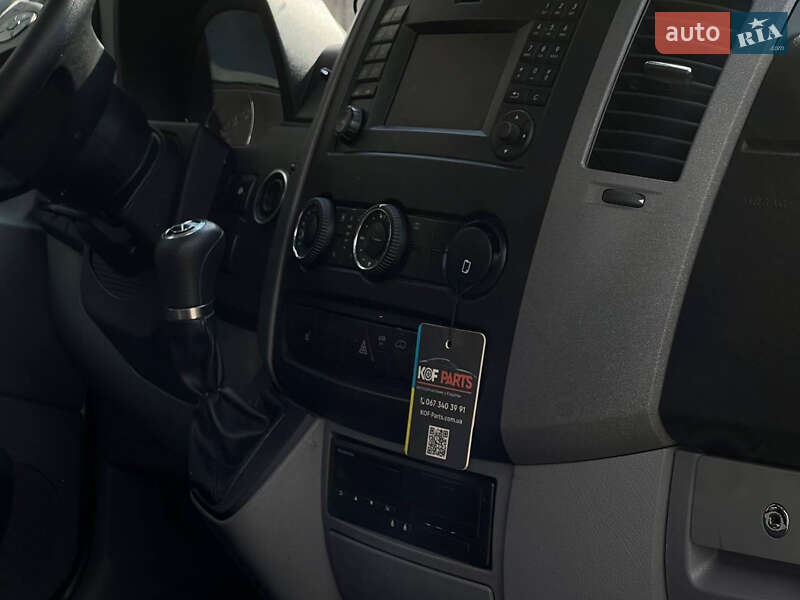 Автовоз Mercedes-Benz Sprinter 2016 в Львові