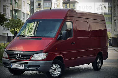 Грузовой фургон Mercedes-Benz Sprinter 2003 в Ивано-Франковске