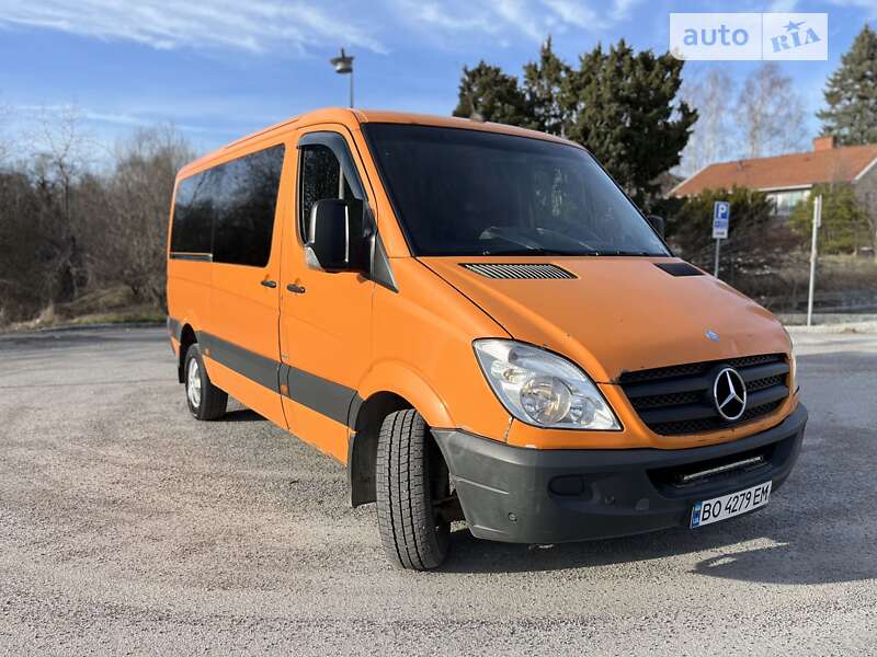 Mercedes-Benz Sprinter 2012