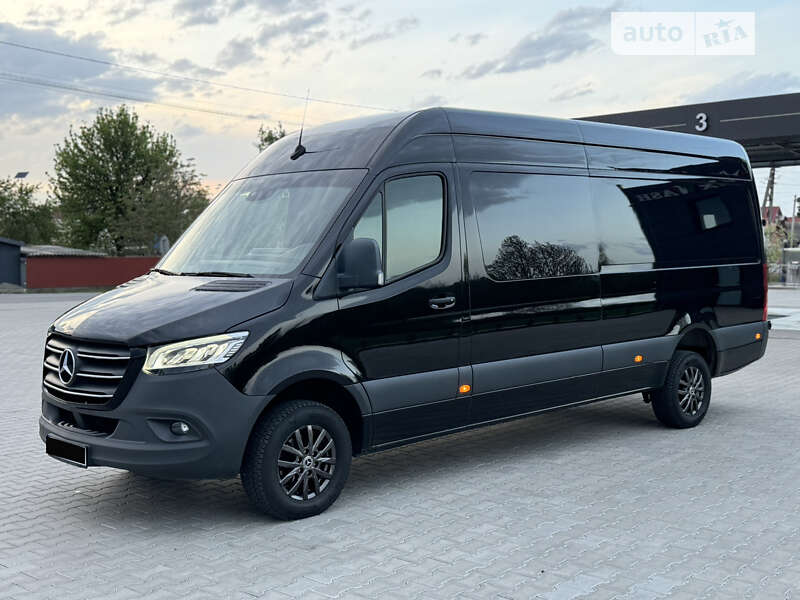 Грузовой фургон Mercedes-Benz Sprinter 2020 в Черновцах