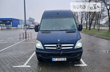 Грузовой фургон Mercedes-Benz Sprinter 2013 в Коломые