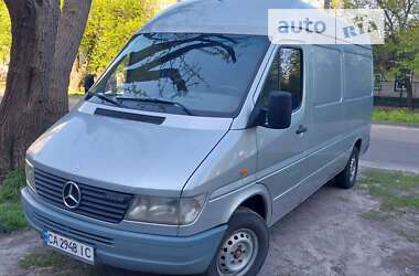 Вантажний фургон Mercedes-Benz Sprinter 1998 в Черкасах