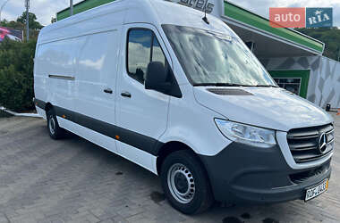 Грузовой фургон Mercedes-Benz Sprinter 2021 в Черновцах