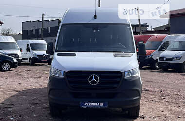 Вантажний фургон Mercedes-Benz Sprinter 2020 в Нововолинську