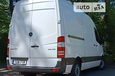 Грузовой фургон Mercedes-Benz Sprinter 2016 в Дрогобыче