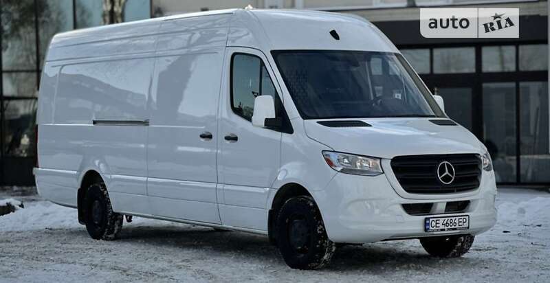 Грузовой фургон Mercedes-Benz Sprinter 2021 в Черновцах