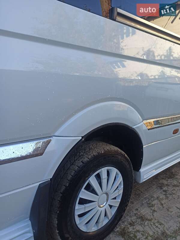 Приміський автобус Mercedes-Benz Sprinter 2011 в Баришівка