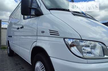 Грузовой фургон Mercedes-Benz Sprinter 2005 в Лубнах