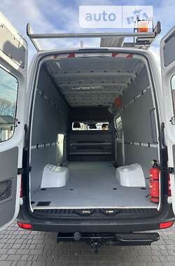 Вантажний фургон Mercedes-Benz Sprinter 2012 в Рівному