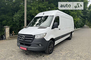 Mercedes-Benz Sprinter 2021