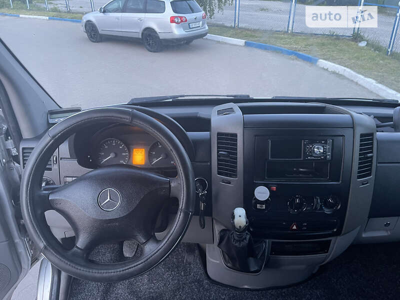 Грузопассажирский фургон Mercedes-Benz Sprinter 2006 в Виннице