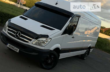 Mercedes-Benz Sprinter 2012