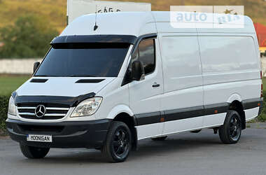 Грузовой фургон Mercedes-Benz Sprinter 2012 в Берегово