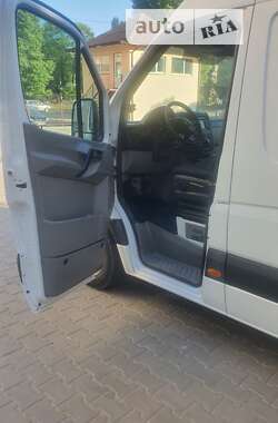 Грузовой фургон Mercedes-Benz Sprinter 2015 в Хмельницком