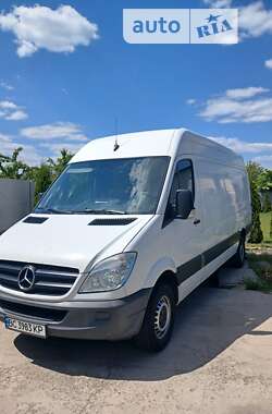 Mercedes-Benz Sprinter 2011