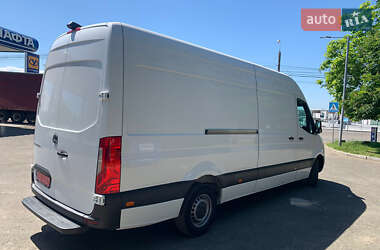 Грузовой фургон Mercedes-Benz Sprinter 2020 в 