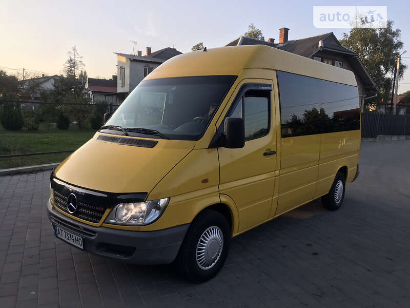 Микроавтобус Mercedes-Benz Sprinter 2001 в Долине