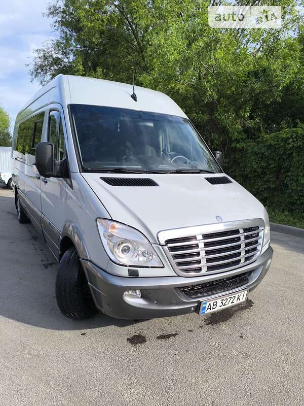 Грузопассажирский фургон Mercedes-Benz Sprinter 2010 в Виннице