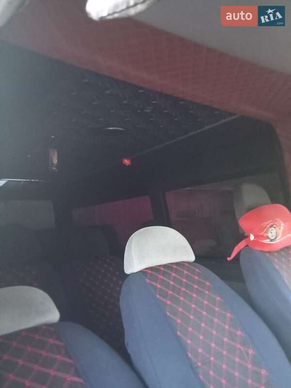 Мікроавтобус Mercedes-Benz Sprinter 2005 в Тячеві фото 13 Мікроавтобус Mercedes-Benz Sprinter 2005 в Тячеві