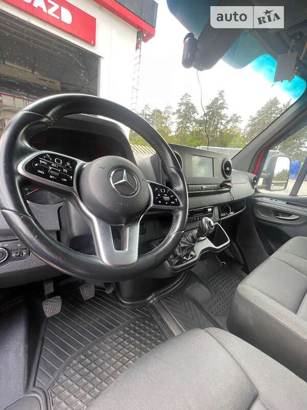 Вантажний фургон Mercedes-Benz Sprinter 2019 в Снятині фото 34 Вантажний фургон Mercedes-Benz Sprinter 2019 в Снятині