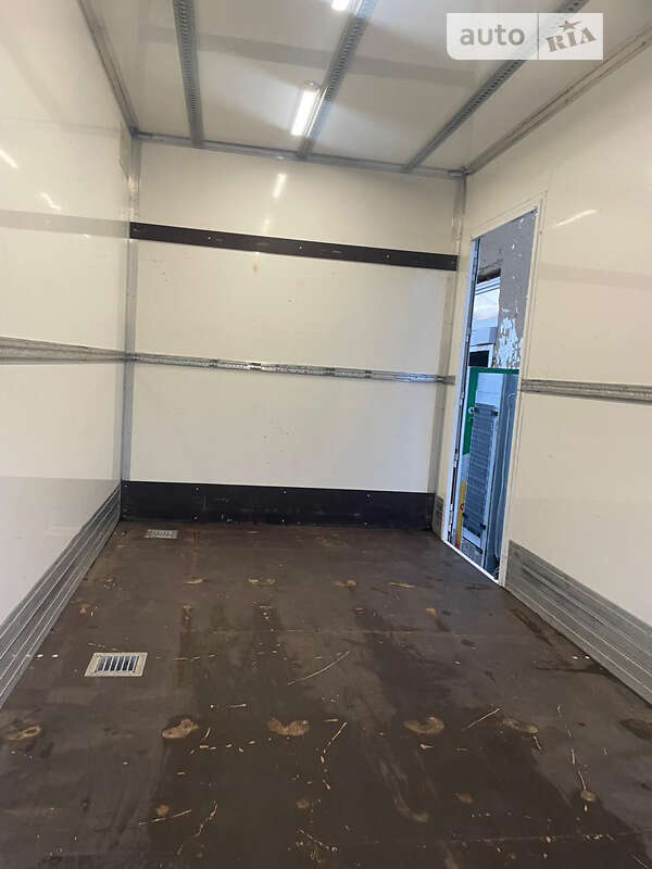 Вантажний фургон Mercedes-Benz Sprinter 2019 в Снятині фото 51 Вантажний фургон Mercedes-Benz Sprinter 2019 в Снятині