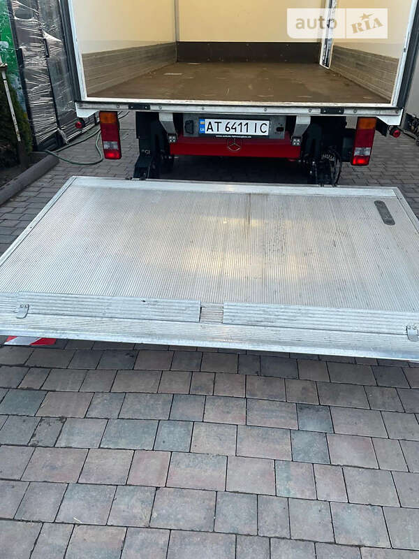 Вантажний фургон Mercedes-Benz Sprinter 2019 в Снятині фото 54 Вантажний фургон Mercedes-Benz Sprinter 2019 в Снятині