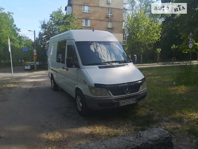 Mercedes-Benz Sprinter 2006