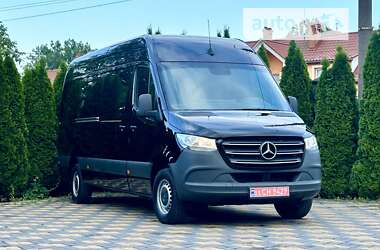 Mercedes-Benz Sprinter 2021