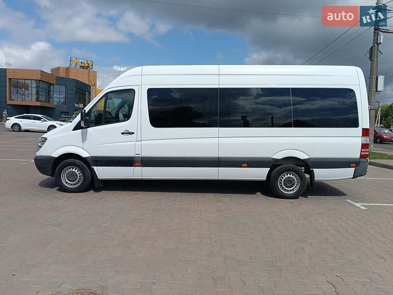 Туристичний / Міжміський автобус Mercedes-Benz Sprinter 2012 в Сумах