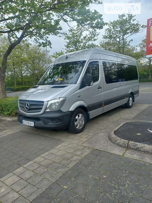 Мікроавтобус Mercedes-Benz Sprinter 2016 в Хусті