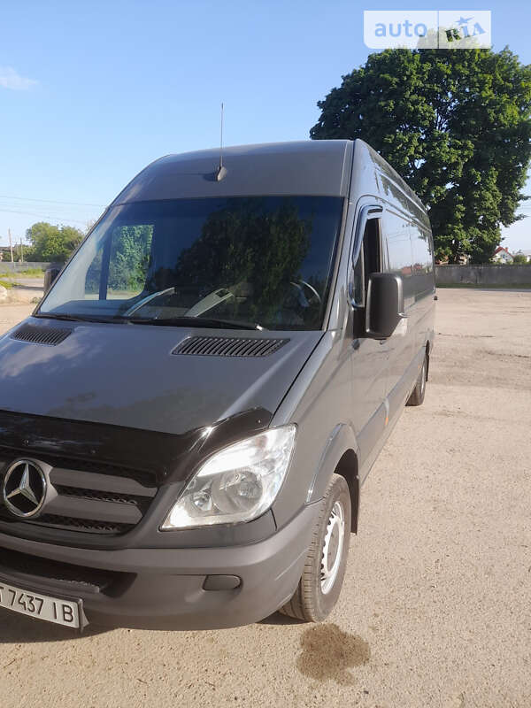 Вантажний фургон Mercedes-Benz Sprinter 2013 в Івано-Франківську