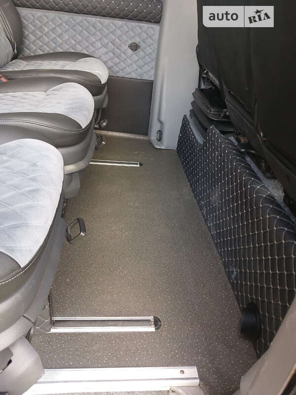 Микроавтобус Mercedes-Benz Sprinter 2014 в Черновцах фото 12 Микроавтобус Mercedes-Benz Sprinter 2014 в Черновцах