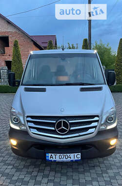 Автовоз Mercedes-Benz Sprinter 2015 в Ивано-Франковске